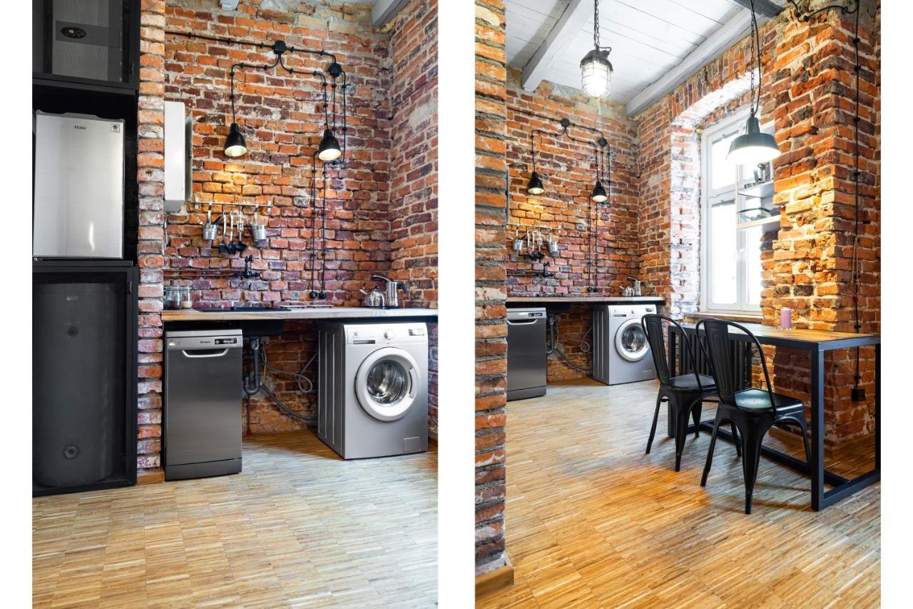 Househost Apartmeni: Podbrzezie 2/20 Krakow Luaran gambar