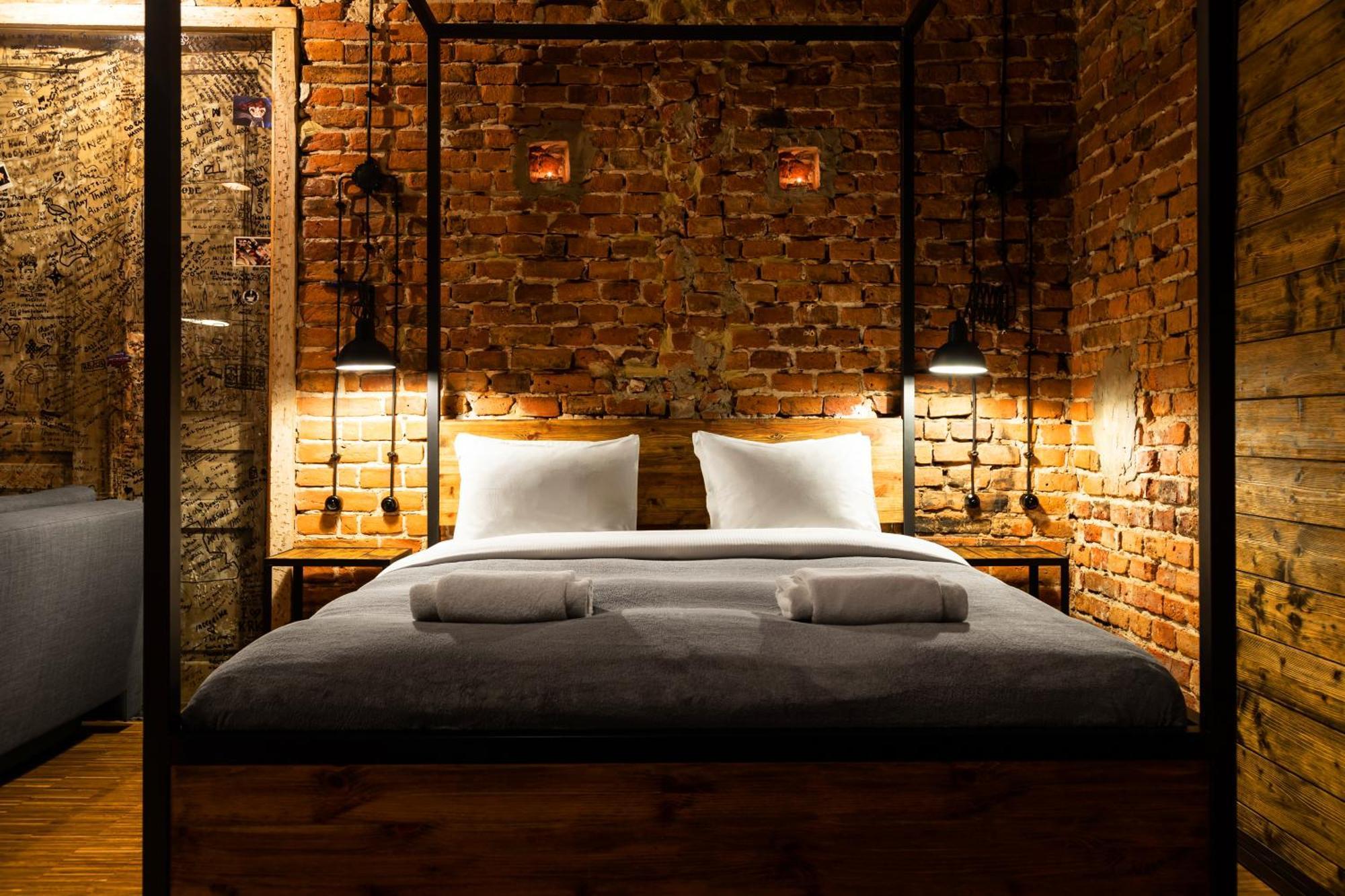 Househost Apartmeni: Podbrzezie 2/20 Krakow Luaran gambar